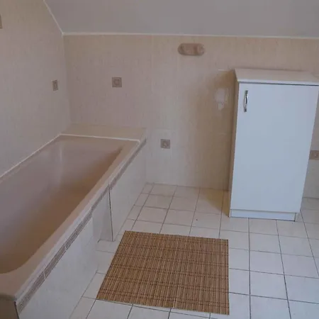 Σπίτι διακοπών Holiday Vonyarcvashegy/balaton 31295 *